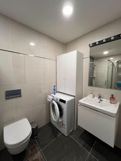 Comfort Flat With Great Location براغ المظهر الخارجي الصورة